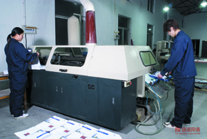 �Ͼ���(hu��)�Բ�ُ-�z�b�C��